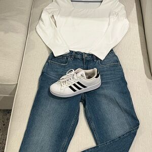 Hollister Ultra High Rise 90s Straight Leg Jeans